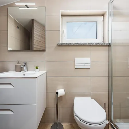 Stunning In With Wifi