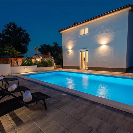 Feriehus Stunning In With Wifi Labin (Istria)